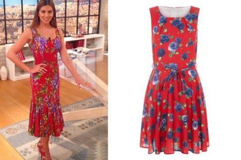Σταματίνα Τσιμτσιλή : Σου αποκαλύπτει πως να φορέσεις τo καλοκαιρινό floral φόρεμα το φθινόπωρο (ρεπορτάζ αγοράς)