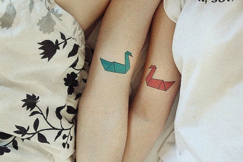 BFF: Σφράγισε τη φιλία σας με ένα best friend tattoo