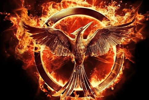 Ακούστε την Jennifer Lawrence να τραγουδάει για το Hunger Games