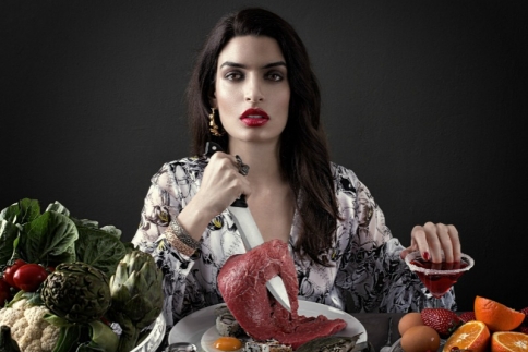 Παγκόσμια μέρα χορτοφαγίας: Ποιοι Έλληνες celeb είναι vegan;