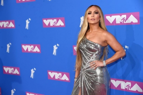 Τα σκουλαρίκια της Jennifer Lopez είναι τα ακριβότερα στον κόσμο!