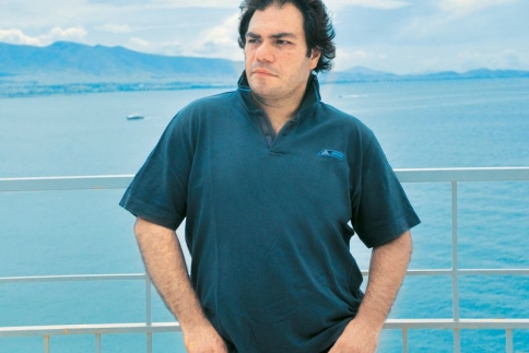 Πέθανε ο σκηνοθέτης Μανώλης Τζιράκης