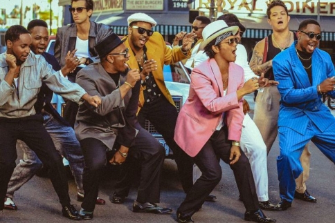 Uptown Funk: Τραγουδημένο από πρωταγωνιστές 280 ταινιών