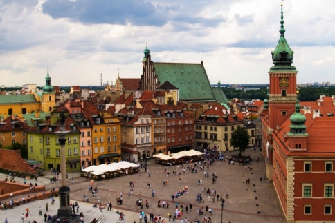 Βαρσοβία: Χριστούγεννα σε έναν από τους πιο οικονομικούς προορισμούς της Ευρώπης! 