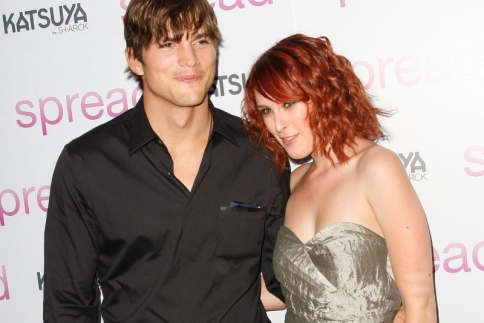 Ashton Kutcher: Ήταν ερωτευμένη μαζί του η Rumer Willis!