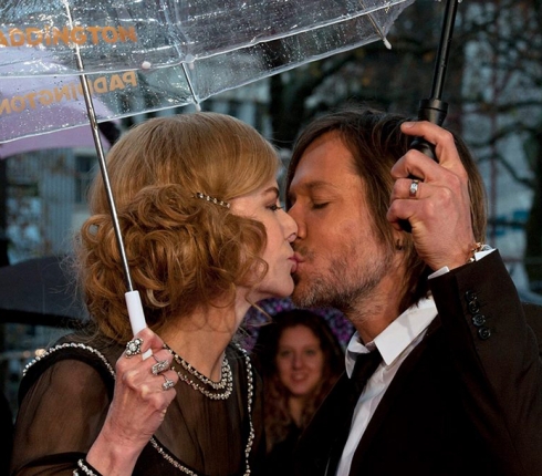 To παθιασμένο φιλί της Nicole Kidman με τον Keith Urban 