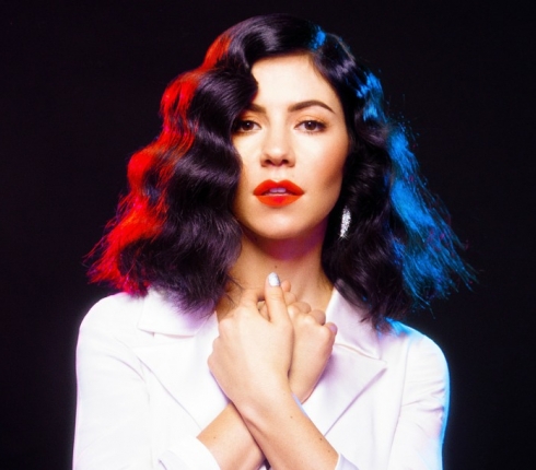 Marina and The Diamonds: To απόλυτο pop icon απόψε στην Αθήνα