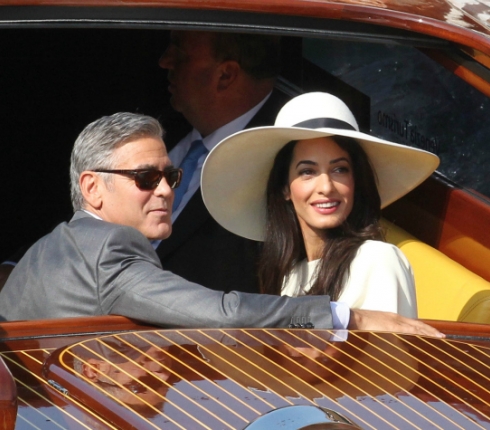 Ποια είναι η κουνιάδα του George Clooney; Αυτή είναι η όμορφη αδερφή της Amal! - Κεντρική Εικόνα