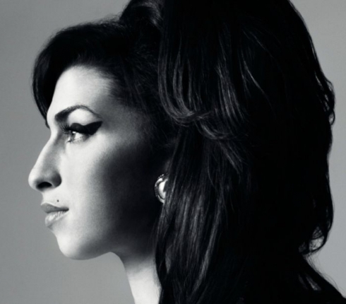 Amy Winehouse: Αν ζούσε σήμερα θα ήταν 32 ετών