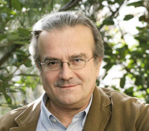 Άρης Δαβαράκης: Στα γεράματα κατάλαβα ότι τελικά δεν είμαι gay