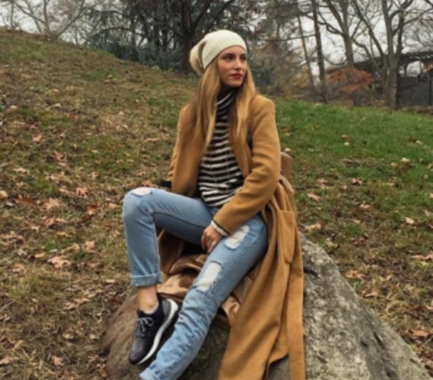 Street style : Η Αθηνά Οικονομάκου επιλέγει casual look στη Νέα Υόρκη