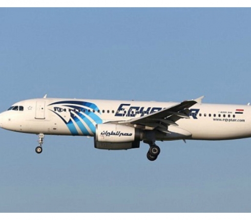 Breaking News: Αναγκαστική προσγείωση αεροπλάνου της EgyptAir λόγω απειλής για βόμβα!