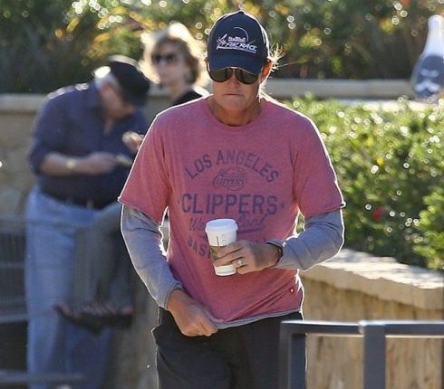 O Bruce Jenner προκάλεσε θανατηφόρο τροχαίο: Νεκρή μια γυναίκα