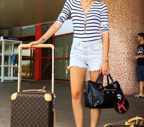 Get the look: H Chiara Ferragni με το πιο girly airport style!