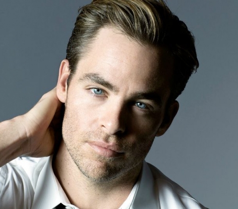 Male Wednesday: Chris Pine εδώ θα βρεις έναν ώμο να κλάψεις