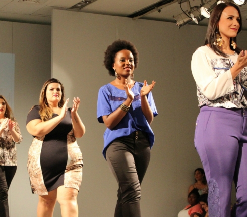 Eίναι γεγονός! Η plus size Εβδομάδα Μόδας έσπασε όλα τα ρεκόρ