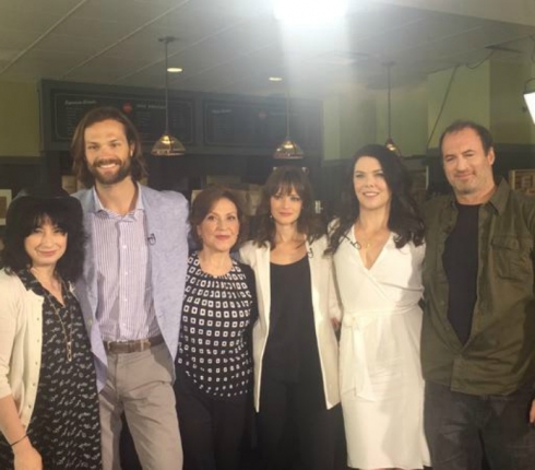 Θα σε πιάσει νοσταλγία! To cast του Gilmore Girls έκανε reunion