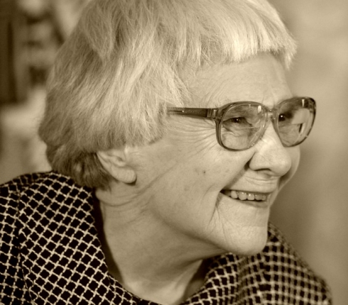 Η Harper Lee εκδίδει τη συνέχεια του «Όταν σκοτώνουν τα κοτσύφια», 55 χρόνια μετά