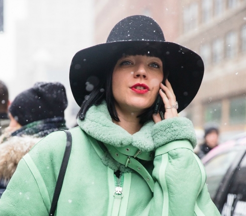 Hat Trends: 6 καπέλα που πρέπει να φορέσεις φέτος για να είσαι στη μόδα
