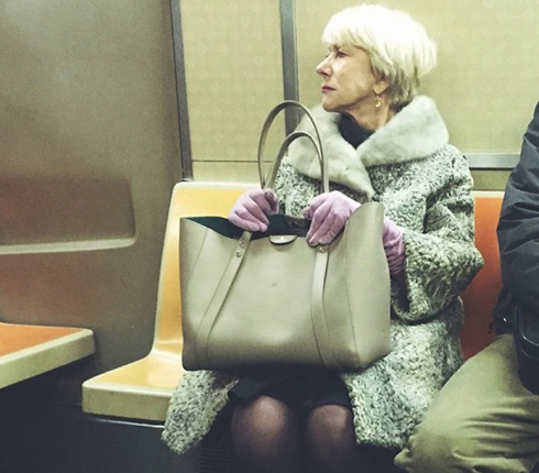 Ποια λιμουζίνα; Ο Tom Hanks, η Helen Mirren και ο Jerry Seinfeld προτιμούν το μετρό