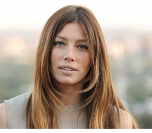 Άλλη μια εμφάνιση της Jessica Biel που ενισχύει τις φήμες της εγκυμοσύνης της