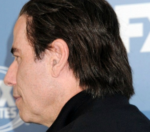 John Travolta: Έβαλε περουκίνι που βγάζει μάτι (Photos)