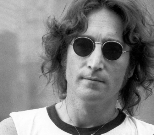 John Lennon: Τα γεγονότα που στιγμάτισαν τη ζωή του