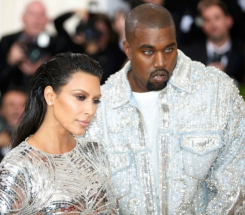 Kanye West: 7 fashion items που έχει σχεδιάσει ο Kanye West (και έχουν γίνει ανάρπαστα)