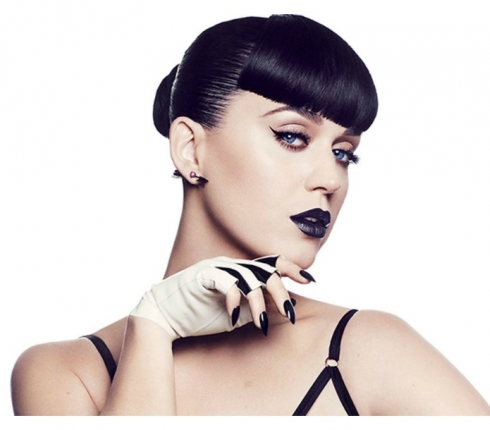 Katy Perry: Kάνει δική της σειρά καλλυντικών σε συνεργασία με την Covergirl