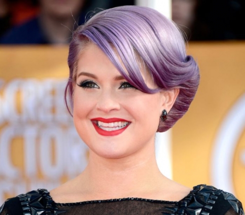 Kelly Osbourne: Γιατί απειλεί με παραίτηση από το Fashion Police; 