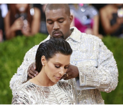 Kanye West: Απέλυσε σωματοφύλακα γιατί φλέρταρε με την Kim