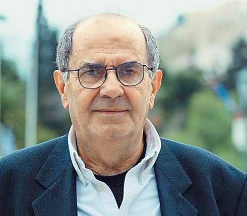 Κώστας Κουτσομύτης: Πέθανε ο σπουδαίος σκηνοθέτης 