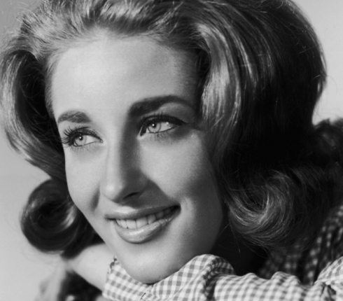 Lesley Gore: Πέθανε η τραγουδίστρια του θρυλικού "Ιt's my party"