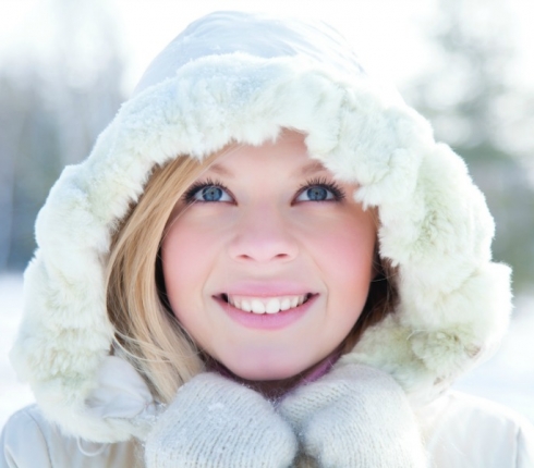 Τέλεια χείλη τον χειμώνα: Τρεις σημαντικές πληροφορίες που θα σε βοηθήσουν να τα πετύχεις