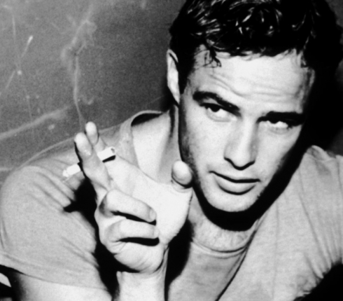Ευκαιρία! Πωλείται το σπίτι που έμενε ο Marlon Brando στα 29