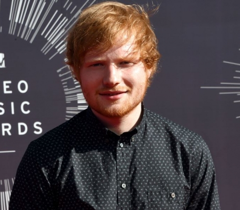 Ed Sheeran : Θα παρουσιάσει τα MTV Europe Music Awards