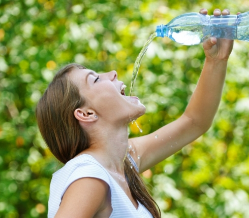 Νερό: Μήπως δεν πίνεις όσο πραγματικά χρειάζεσαι;