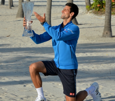 Novak Djokovic: O sexy τενίστας κατακτά έναν ακόμη τίτλο