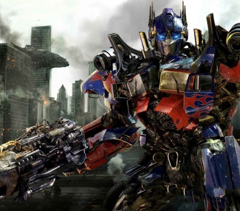 Transformers: Επιστρέφουν με super team σεναριογράφων!