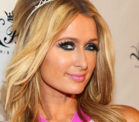 Paris Hilton: Για λίγο γλίτωσε το αεροπορικό ατύχημα!