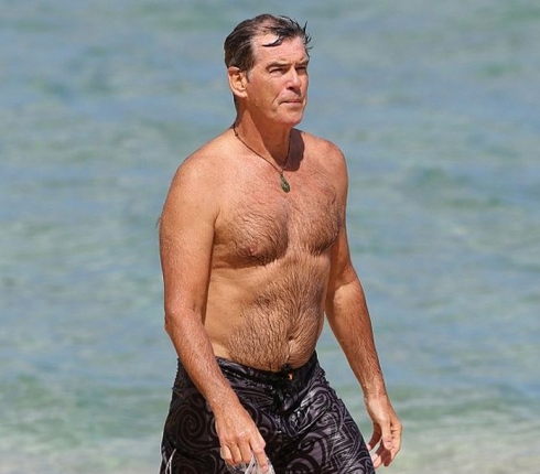 Pierce Brosnan: Sexy και στα 61 του