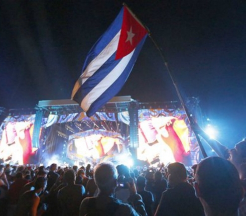 Έγινε κι αυτό! Οι Rolling Stones ροκάρουν για πρώτη φορά στην Κούβα (video)