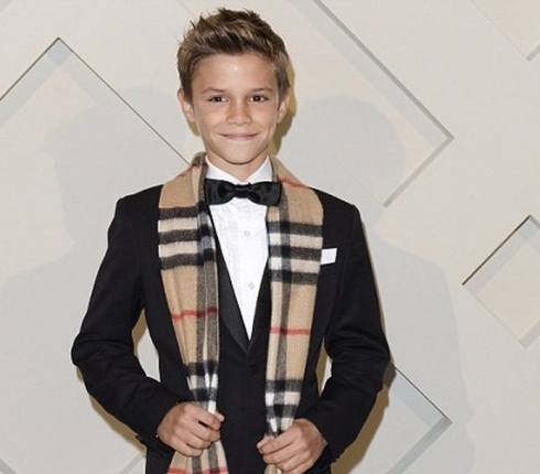 Beckham σημαίνει star! Αύξησε τις πωλήσεις της Burberry ο Romeo