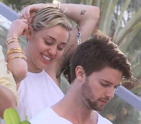 Μήπως τελικά ο Patrick Schwarzenegger είναι η κακή επιρροή;