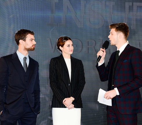 Theo James- Shailene Woodley: Στην πρεμιέρα του Insurgent