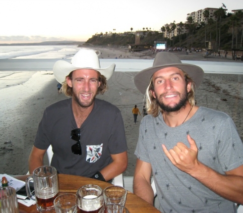 Το boost της ημέρας: Αυτό τα surf boys θα σου φτιάξουν την διάθεση!