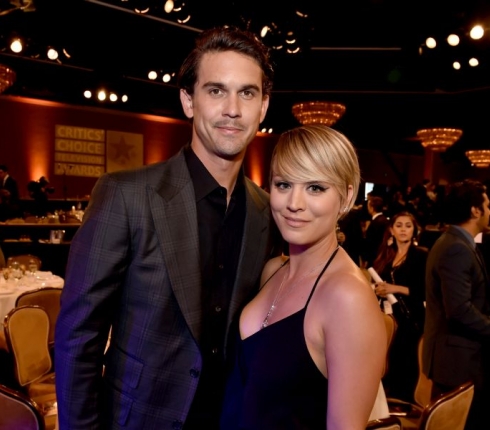 Kaley Cuoco : Ο Ryan Sweeting της ζητάει και διατροφή!