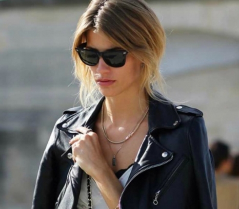 All time classic item : Wayfarer sunglasses πάρτα για σένα και το αγόρι σου 