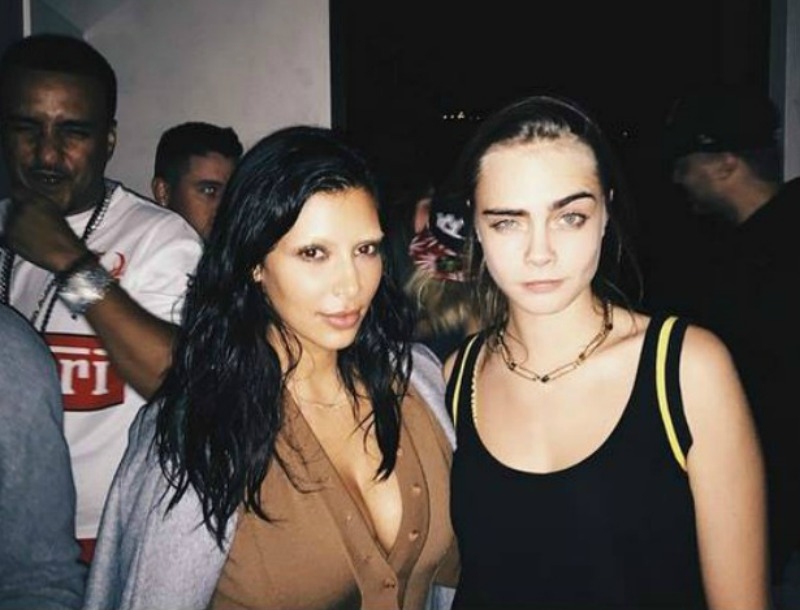 Γιατί ασχολούνται όλοι με τα φρύδια της Kim Kardashian; Να τα βάψεις και εσύ; Γιατί ασχολούνται όλοι με τα φρύδια της Kim Kardashian; Να τα βάψεις και εσύ;