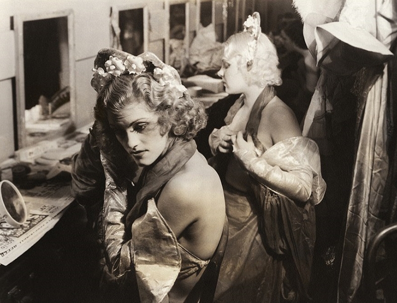 Τι γινόταν στα αυθεντικά burlesque shows του 1930;